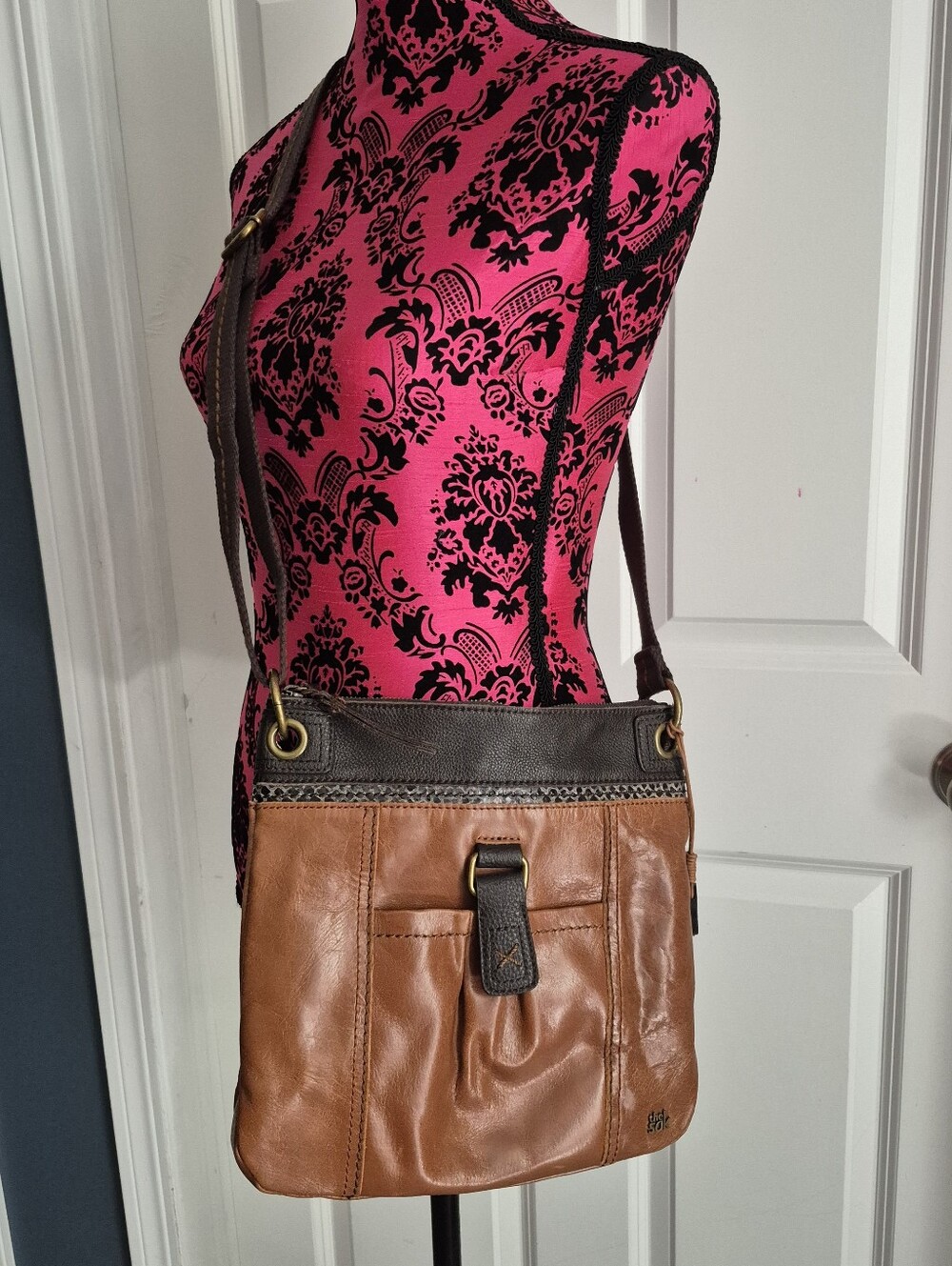 The Sak Leather Crossbody Handbag Purse Kendra Tobacco Snake Vintage Y2K